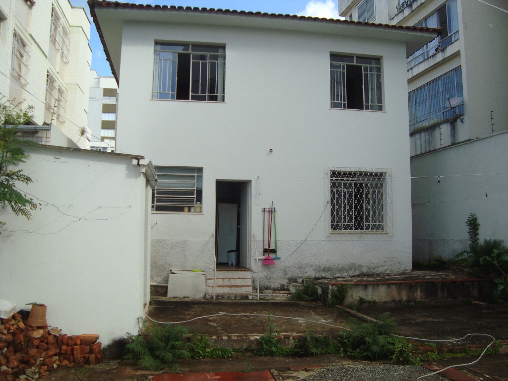 Casa à venda com 5 quartos, 207m² - Foto 11