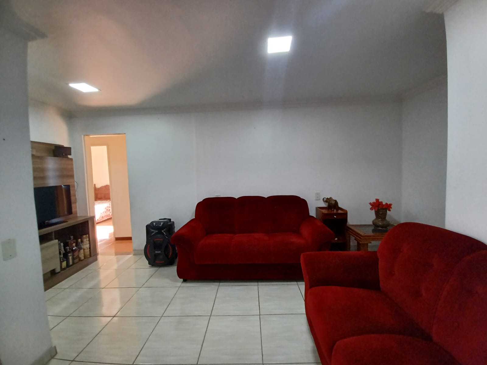 Apartamento à venda com 2 quartos, 65m² - Foto 3