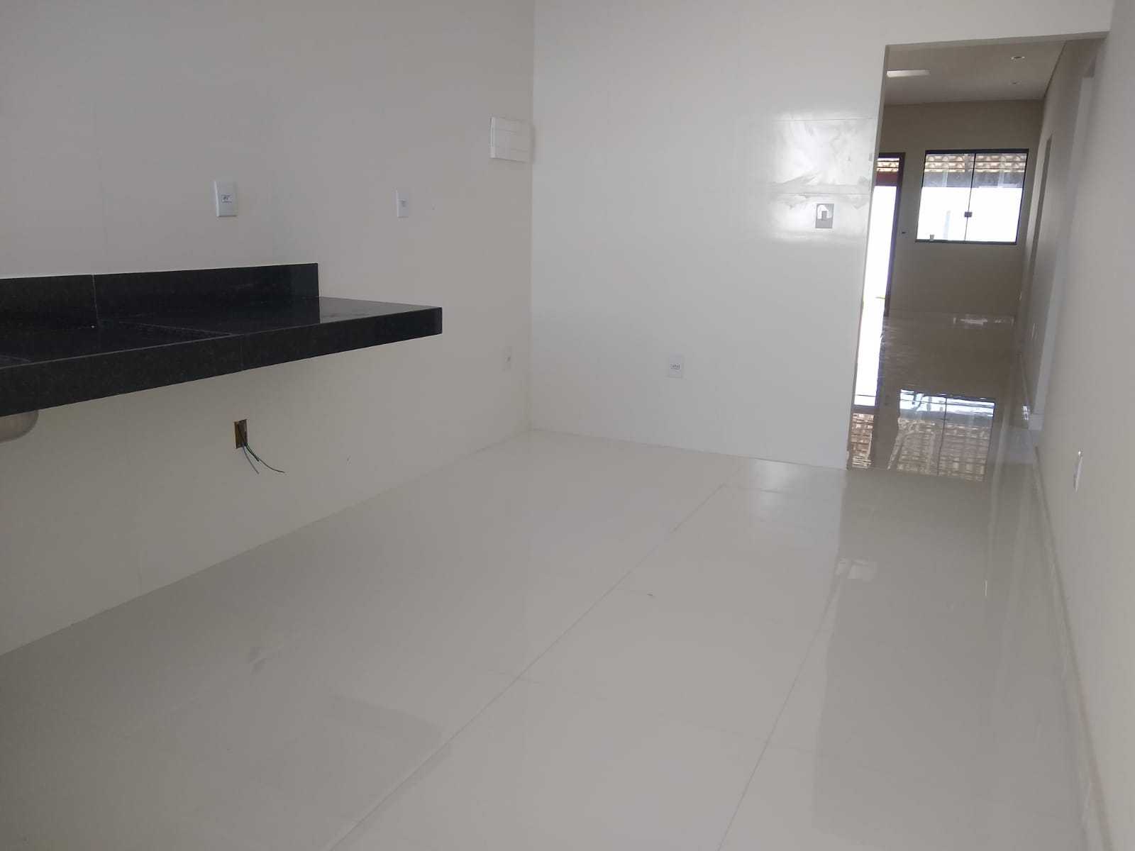 Casa à venda com 3 quartos, 110m² - Foto 7