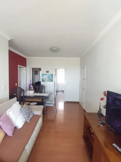 Apartamento à venda com 3 quartos, 89m² - Foto 2