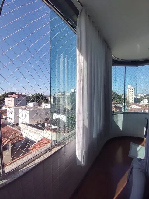 Apartamento à venda com 3 quartos, 89m² - Foto 6