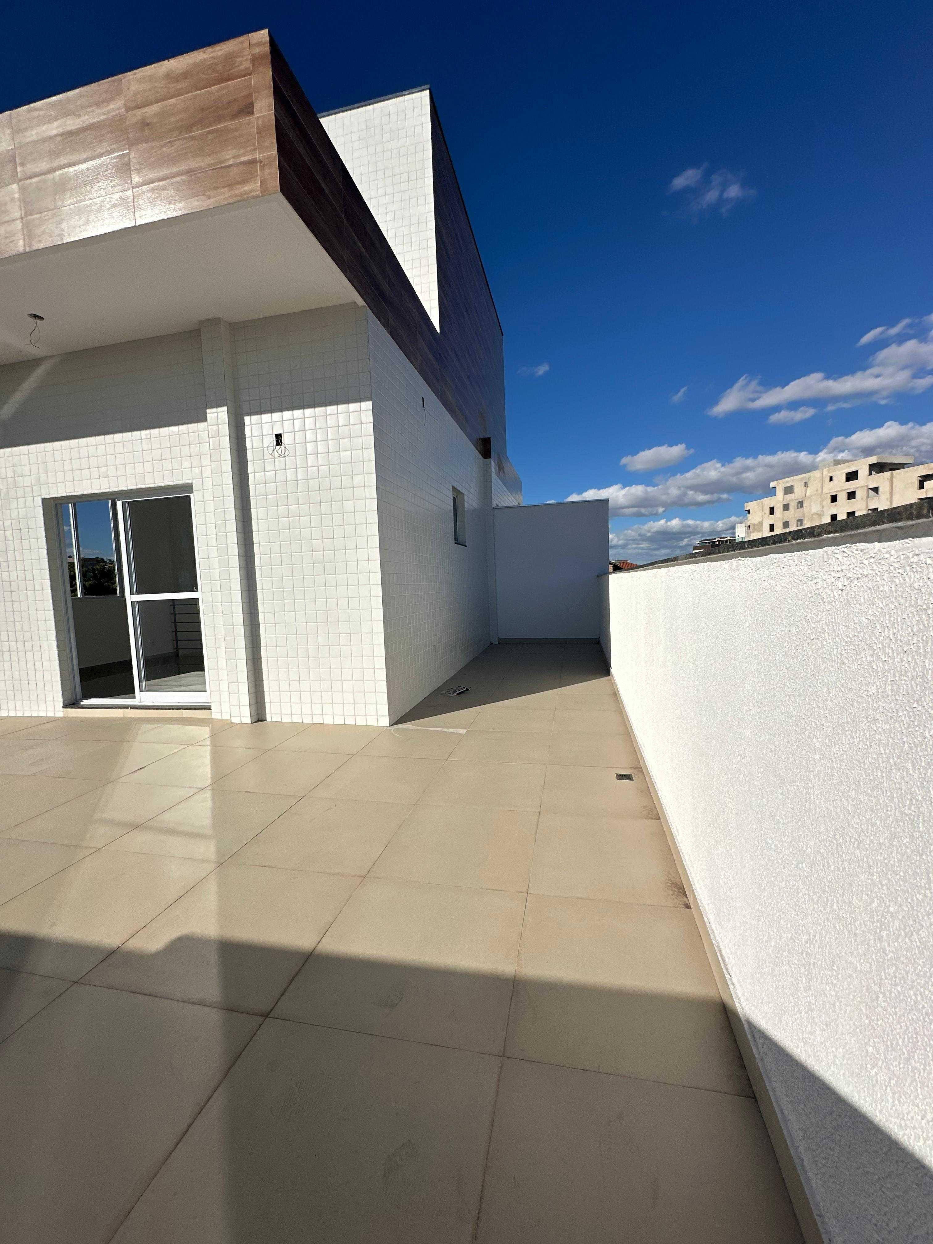 Cobertura à venda com 3 quartos, 166m² - Foto 2