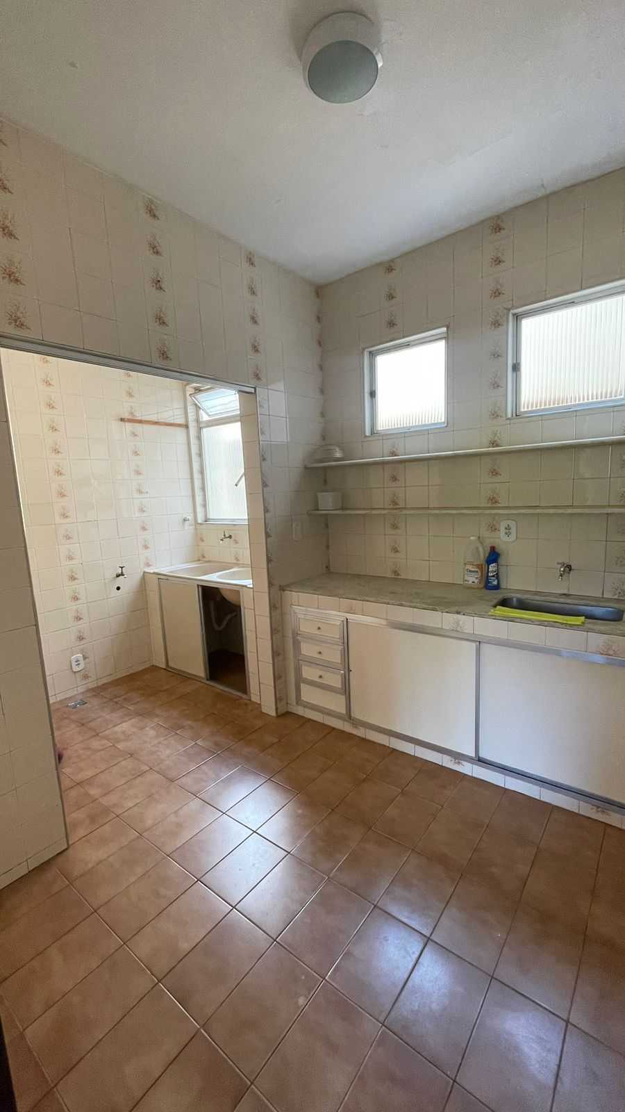 Apartamento para alugar com 3 quartos, 44m² - Foto 1