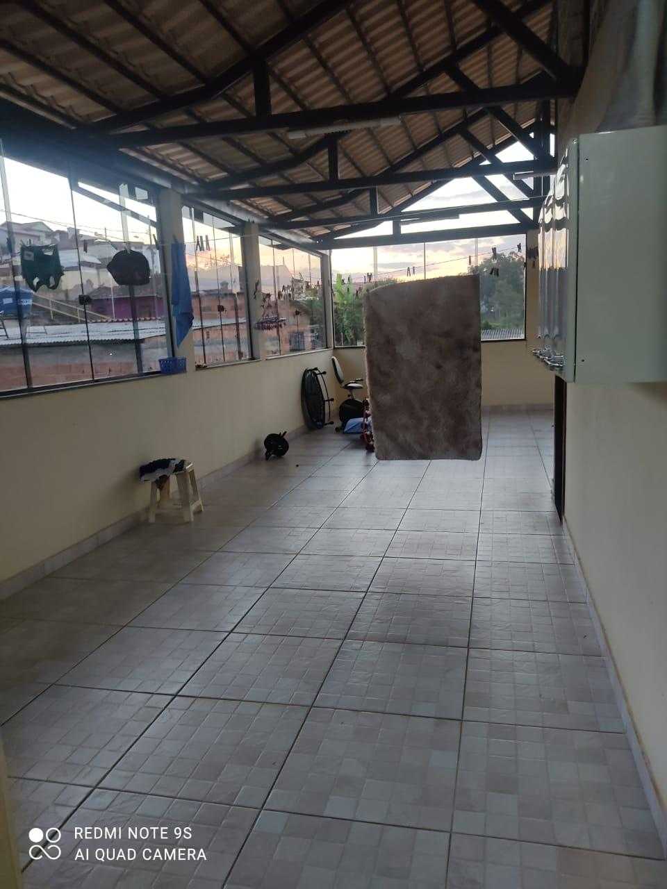 Casa à venda com 3 quartos, 230m² - Foto 5