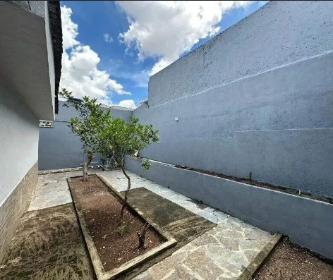 Casa à venda com 3 quartos, 220m² - Foto 21