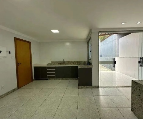 Casa à venda com 3 quartos, 220m² - Foto 12