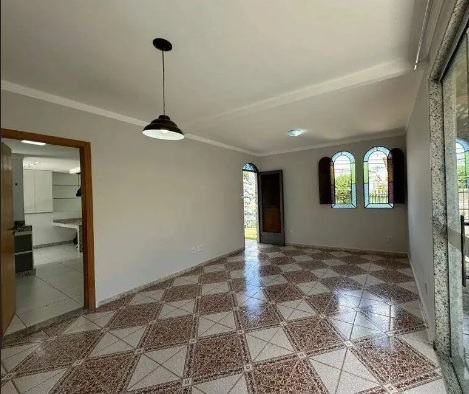 Casa à venda com 3 quartos, 220m² - Foto 13