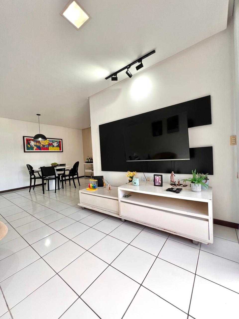 Apartamento à venda com 3 quartos, 92m² - Foto 2