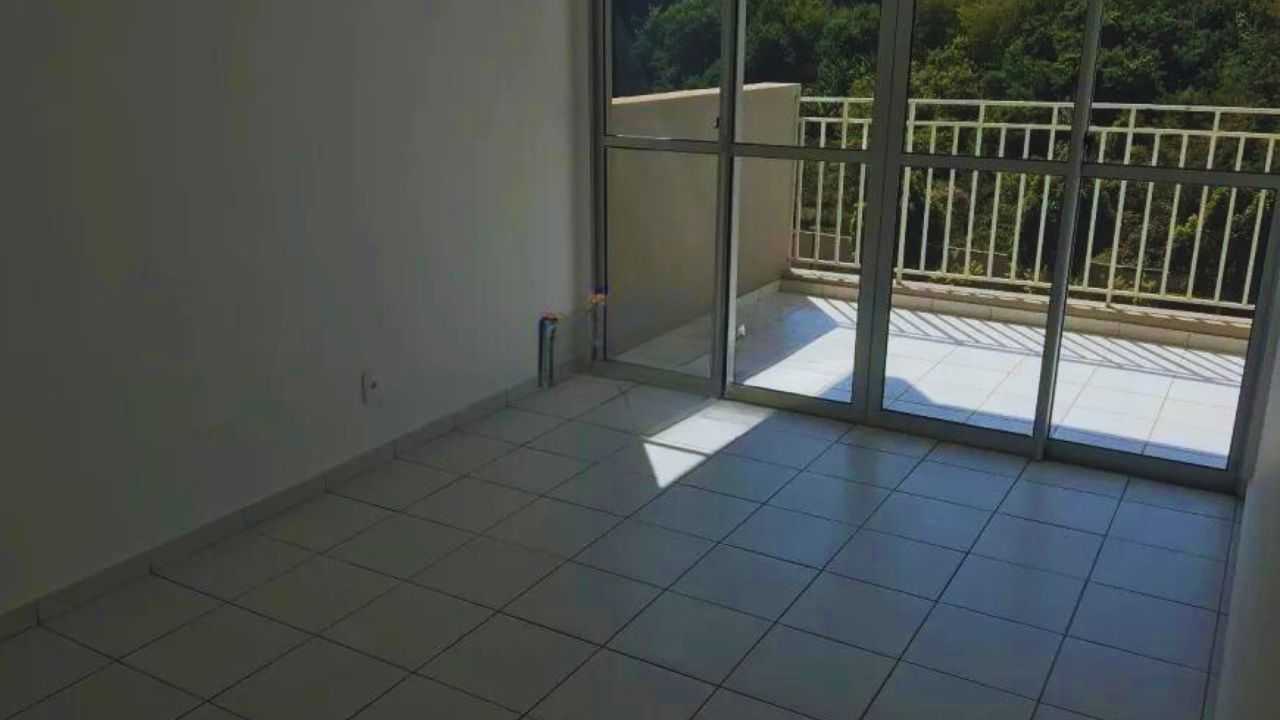 Apartamento à venda com 2 quartos, 65m² - Foto 8