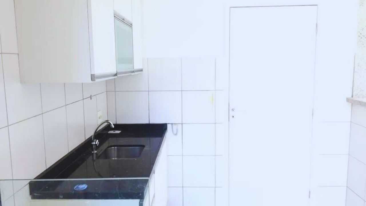 Apartamento à venda com 2 quartos, 65m² - Foto 9