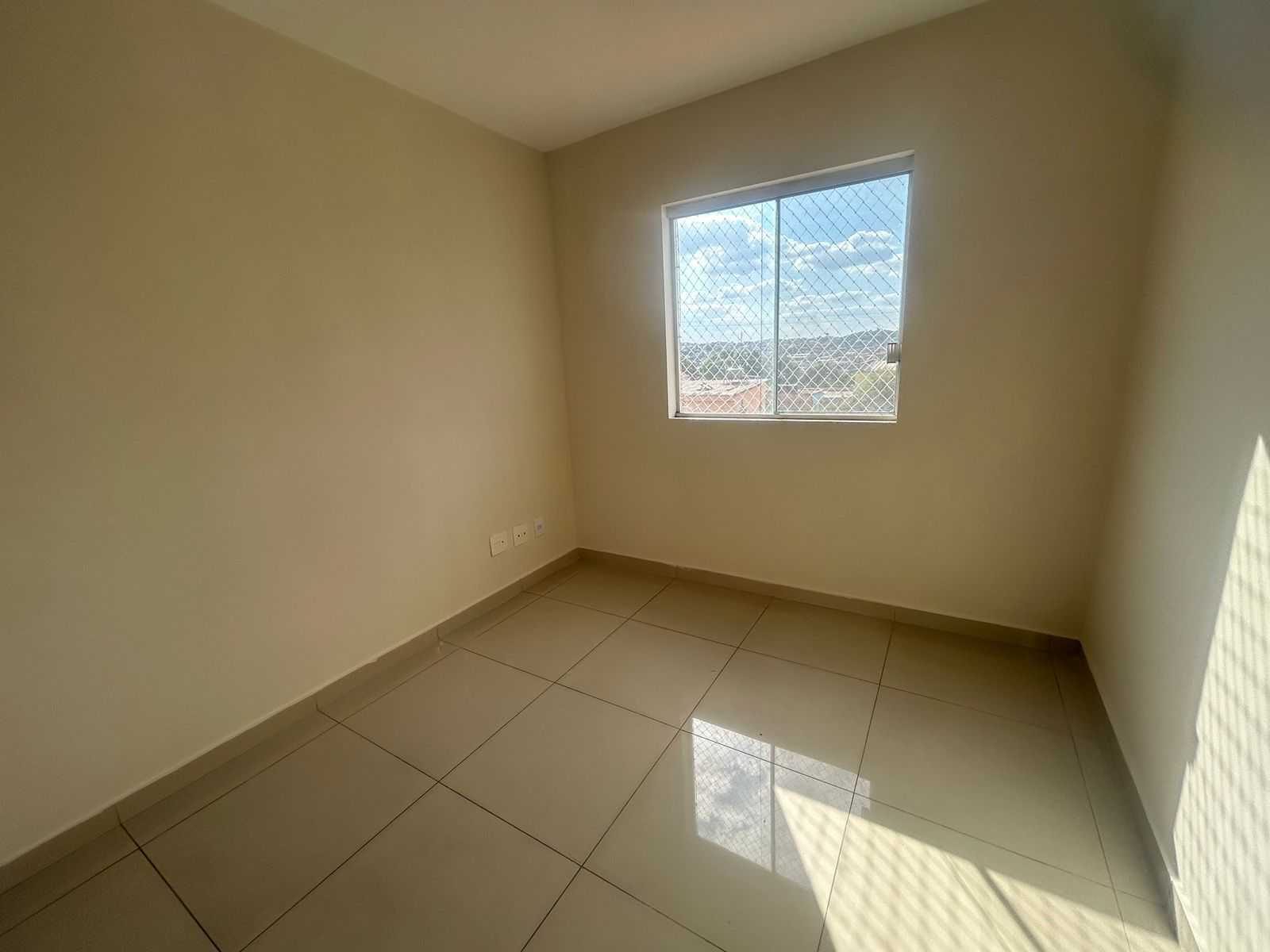 Apartamento à venda com 3 quartos, 90m² - Foto 9