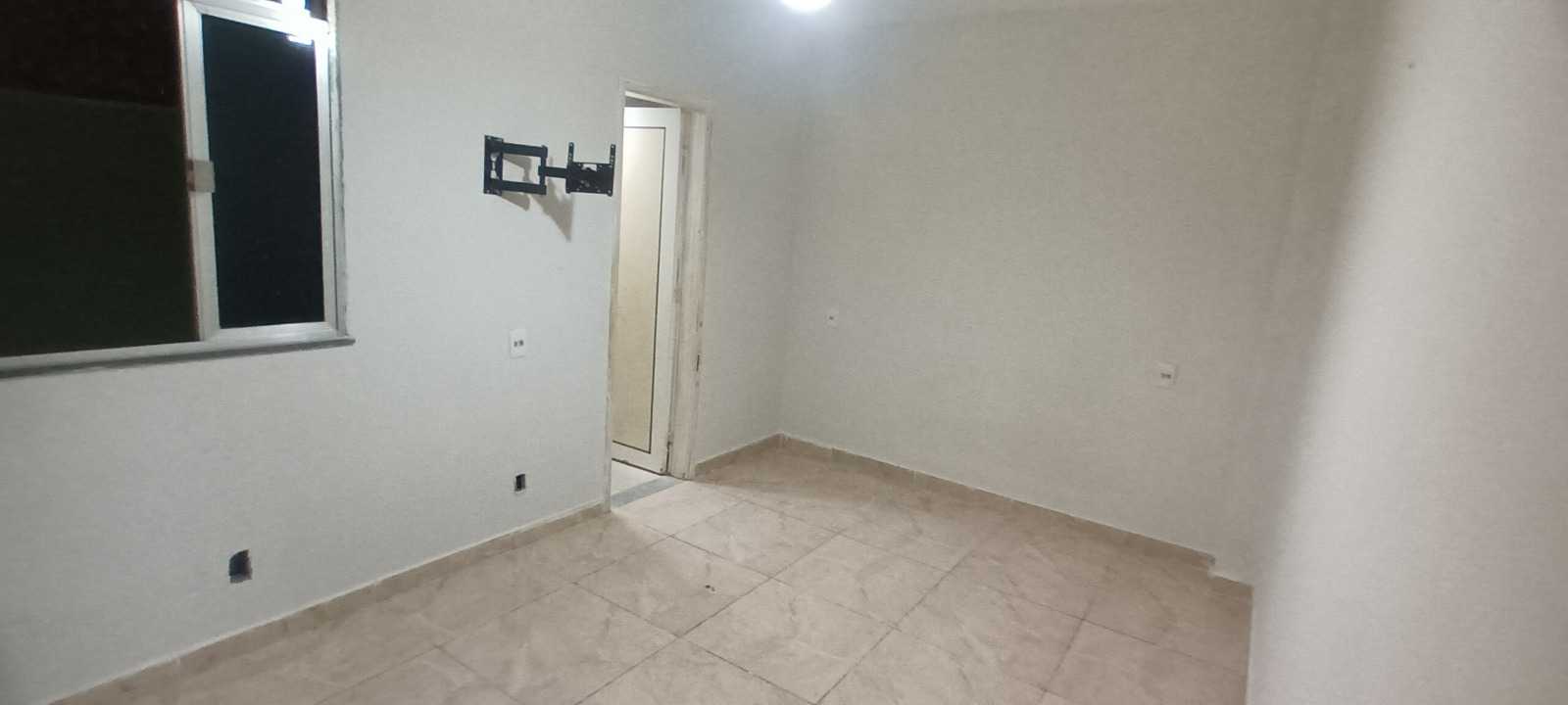 Casa de Condomínio para alugar com 4 quartos, 200m² - Foto 10