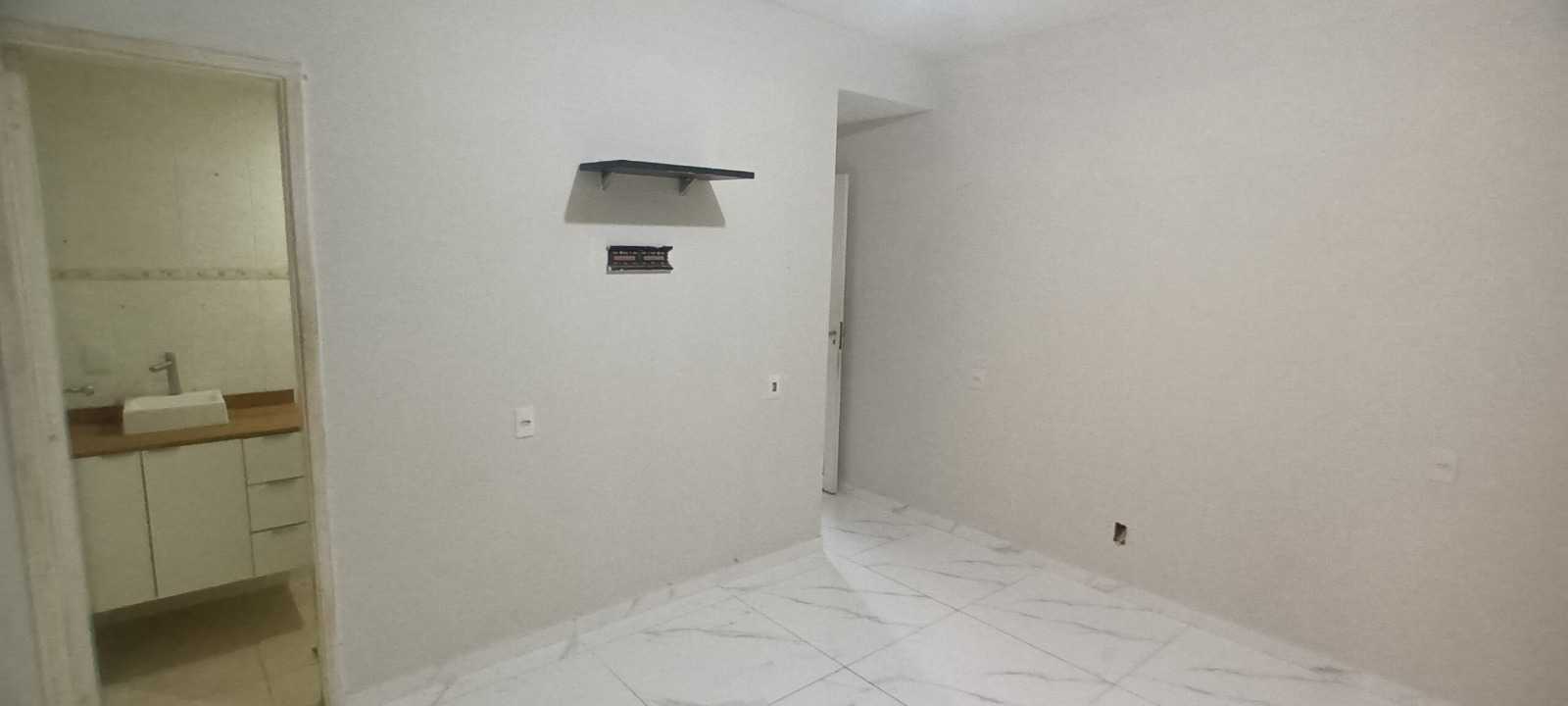 Casa de Condomínio para alugar com 4 quartos, 200m² - Foto 16