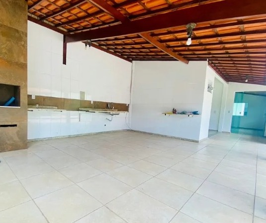 Casa à venda com 3 quartos, 210m² - Foto 5