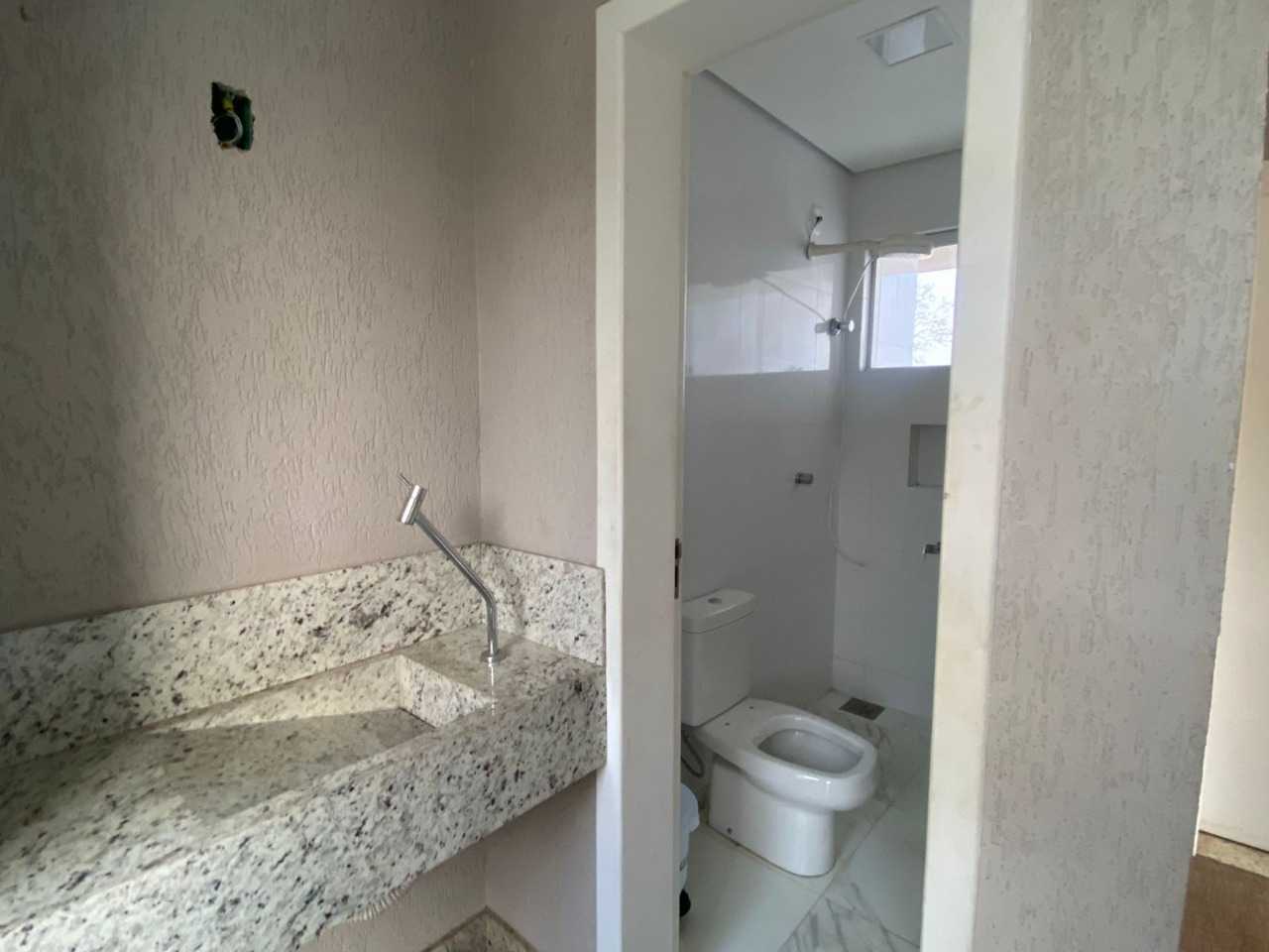 Casa à venda com 4 quartos, 300m² - Foto 18