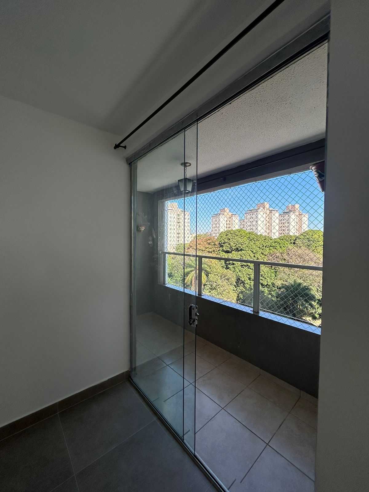 Apartamento para alugar com 2 quartos, 70m² - Foto 11