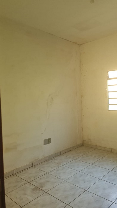 Casa à venda com 2 quartos, 180m² - Foto 17