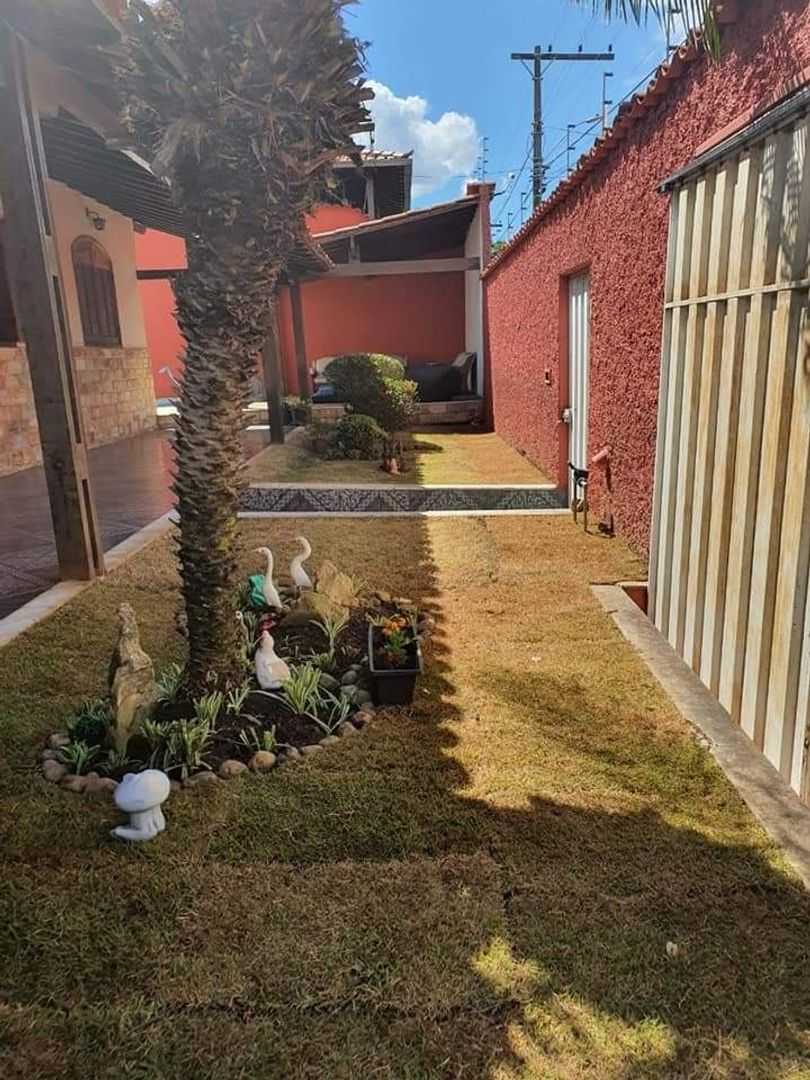 Casa à venda com 3 quartos, 473m² - Foto 2