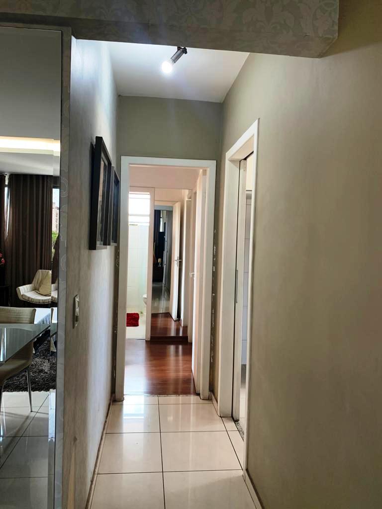 Apartamento à venda com 3 quartos, 105m² - Foto 8