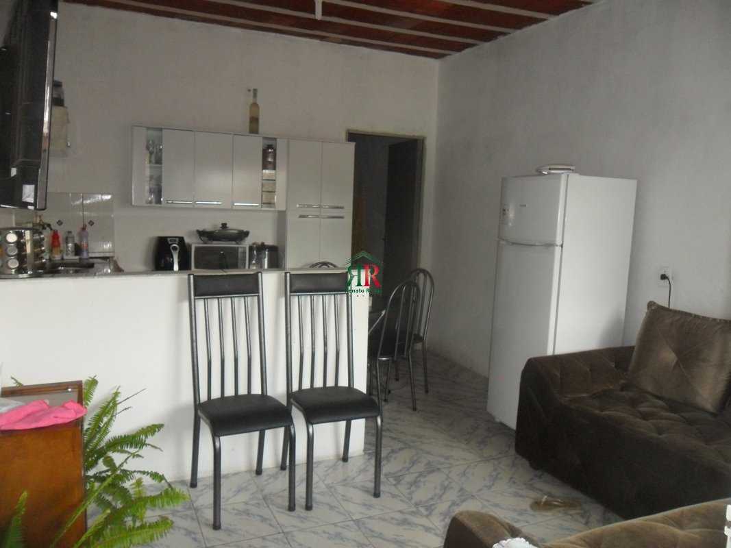 Casa à venda com 1 quarto, 200m² - Foto 3