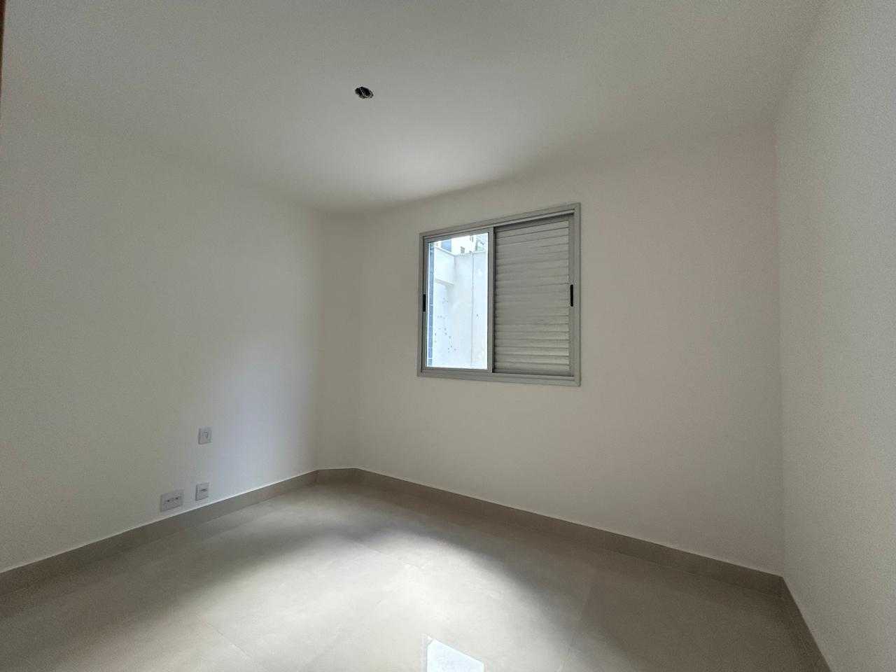 Apartamento à venda com 3 quartos, 150m² - Foto 13