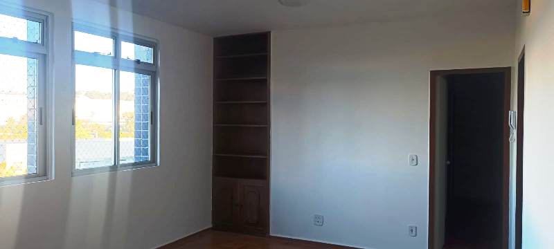 Apartamento à venda com 3 quartos, 90m² - Foto 5