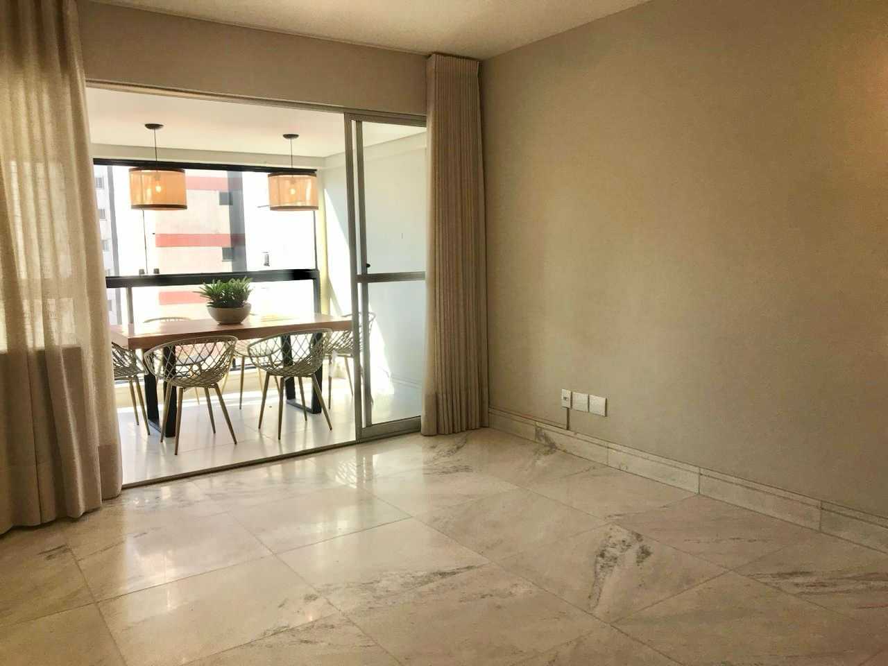 Apartamento à venda com 3 quartos, 100m² - Foto 2