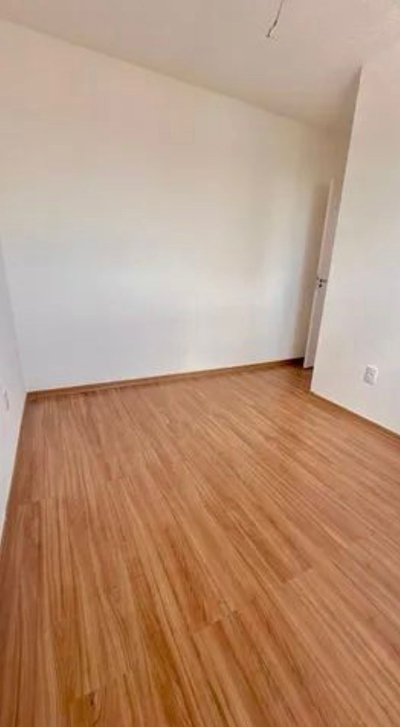 Apartamento à venda com 2 quartos, 65m² - Foto 2