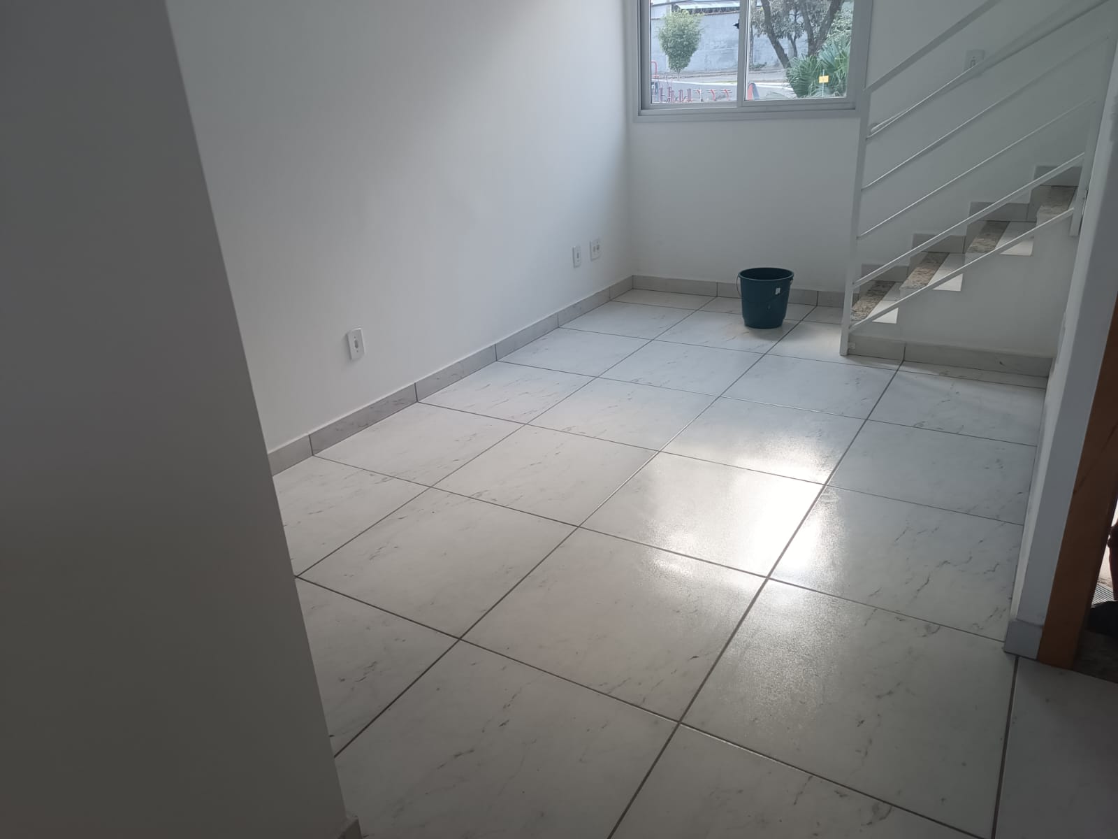 Apartamento à venda com 3 quartos, 120m² - Foto 3