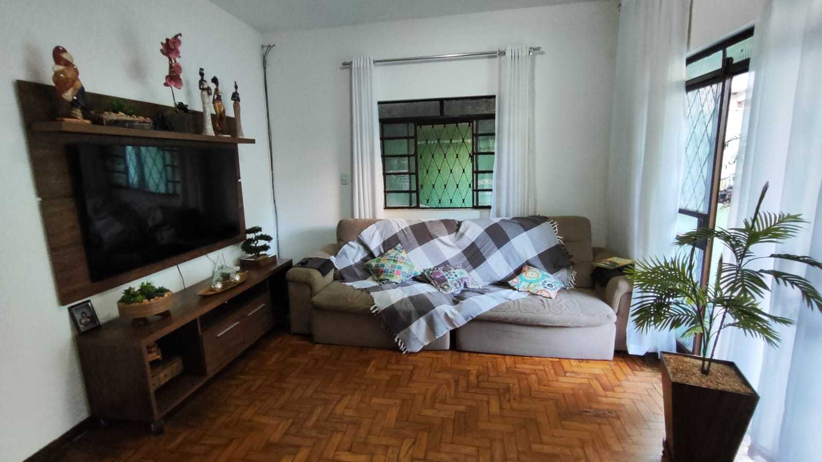 Casa à venda com 3 quartos, 150m² - Foto 4