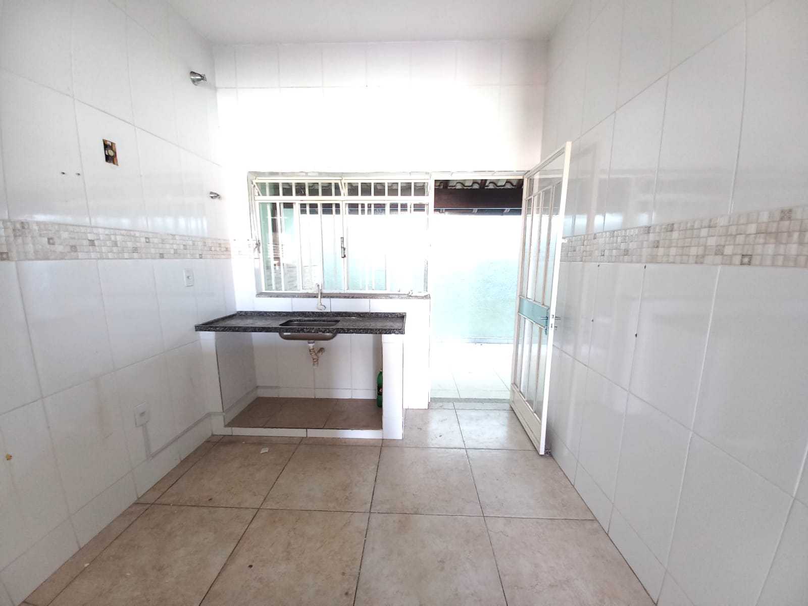 Casa para alugar com 1 quarto, 60m² - Foto 7