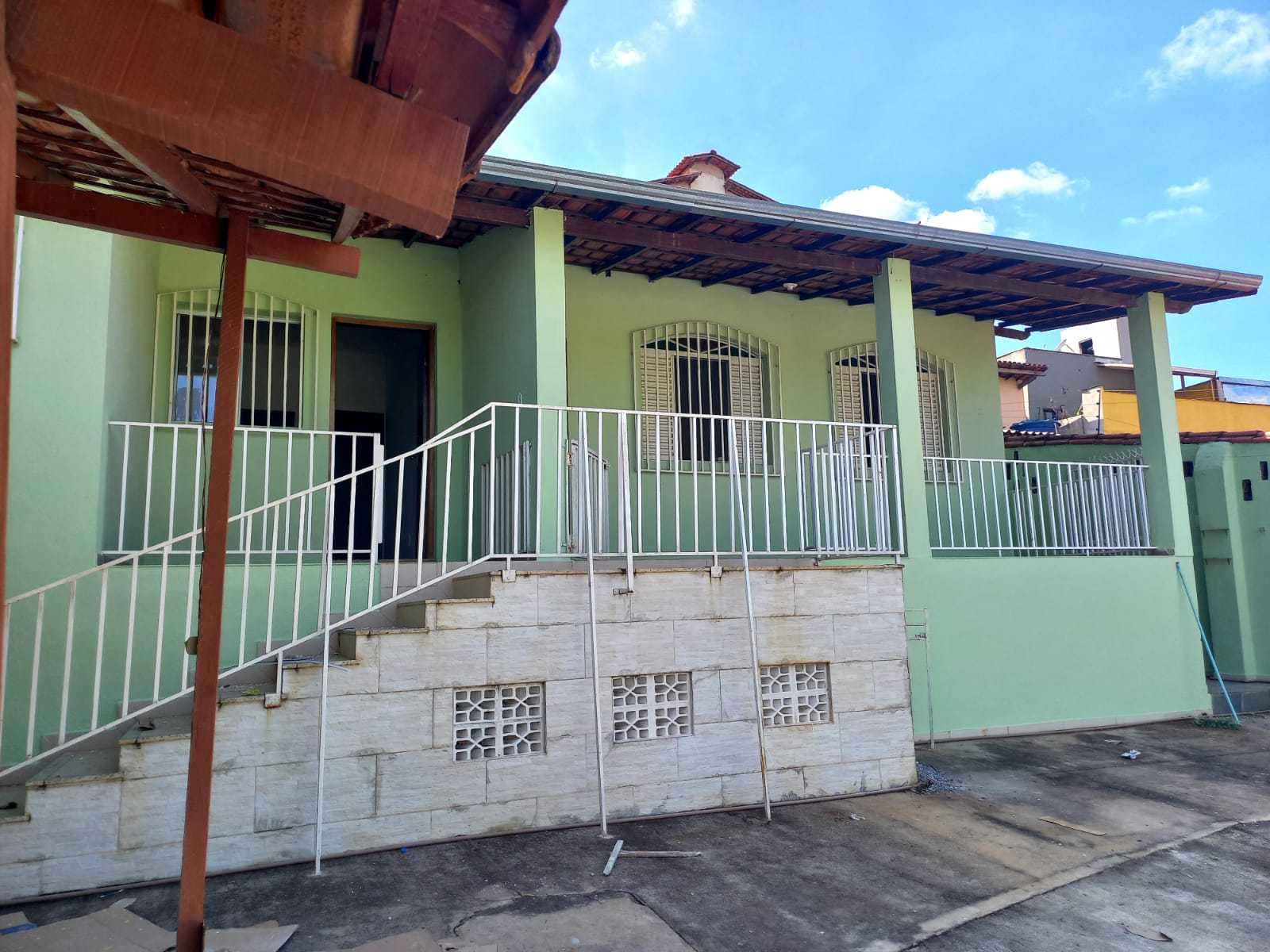 Casa para alugar com 1 quarto, 60m² - Foto 1