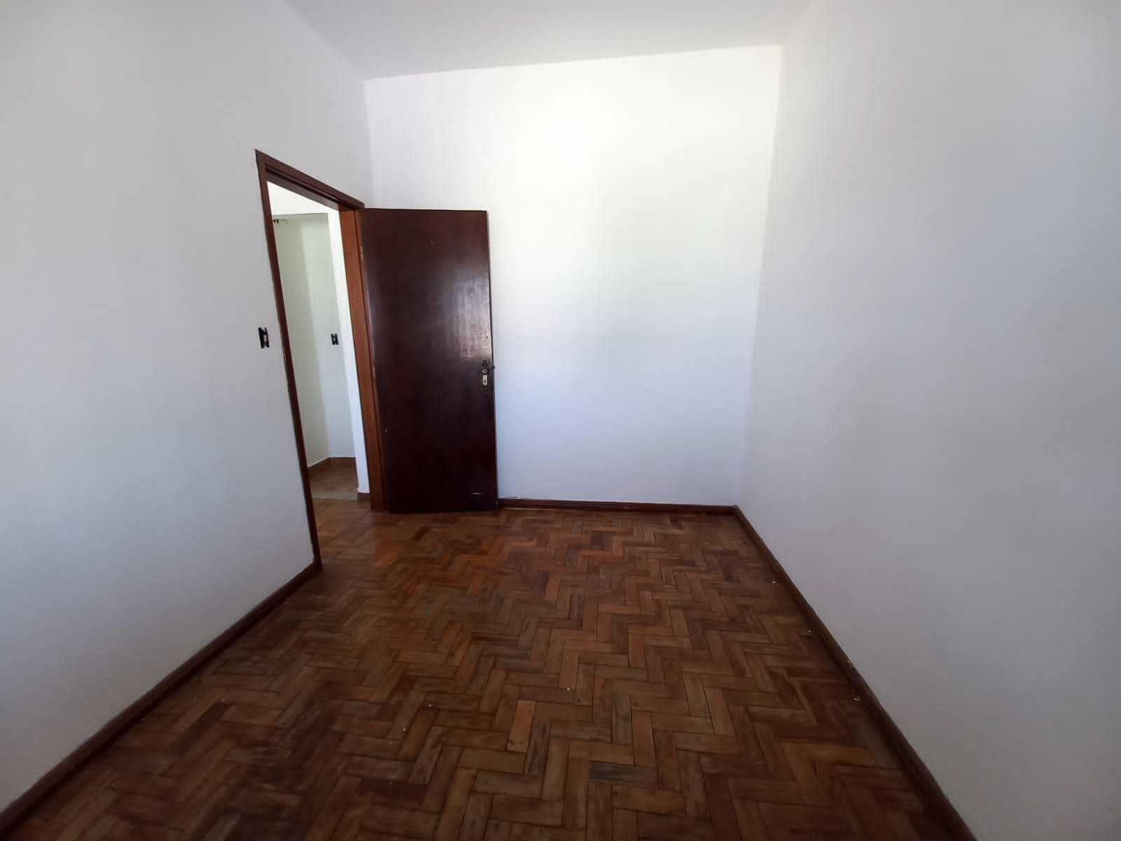 Casa para alugar com 1 quarto, 60m² - Foto 10