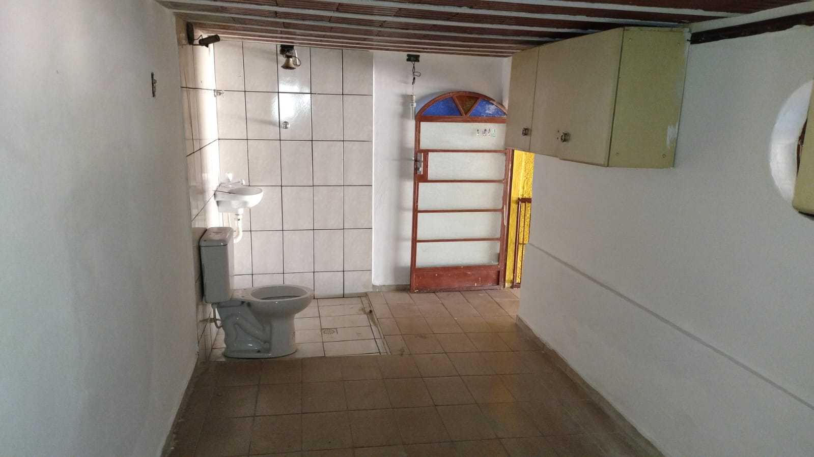 Casa para alugar com 4 quartos, 252m² - Foto 18