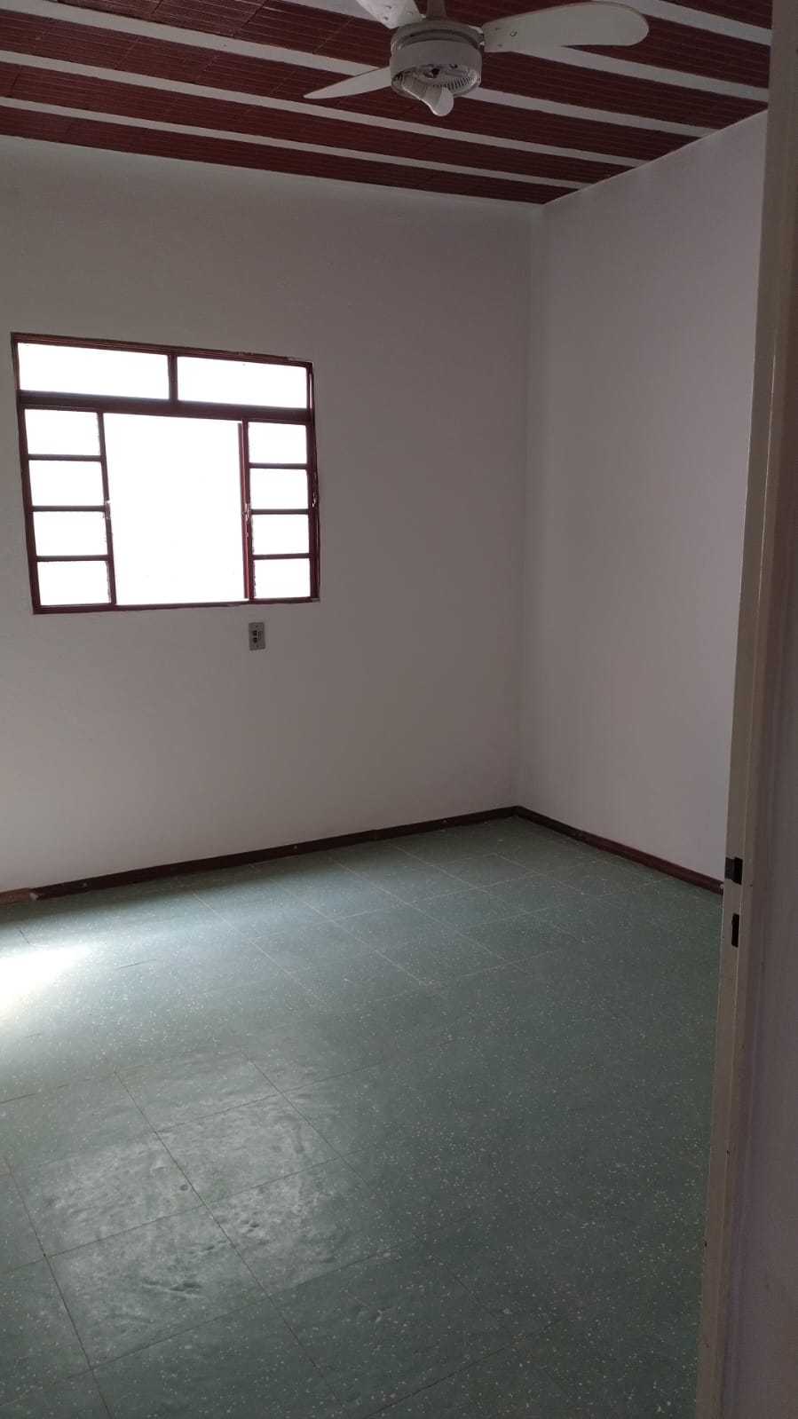 Casa para alugar com 4 quartos, 252m² - Foto 14