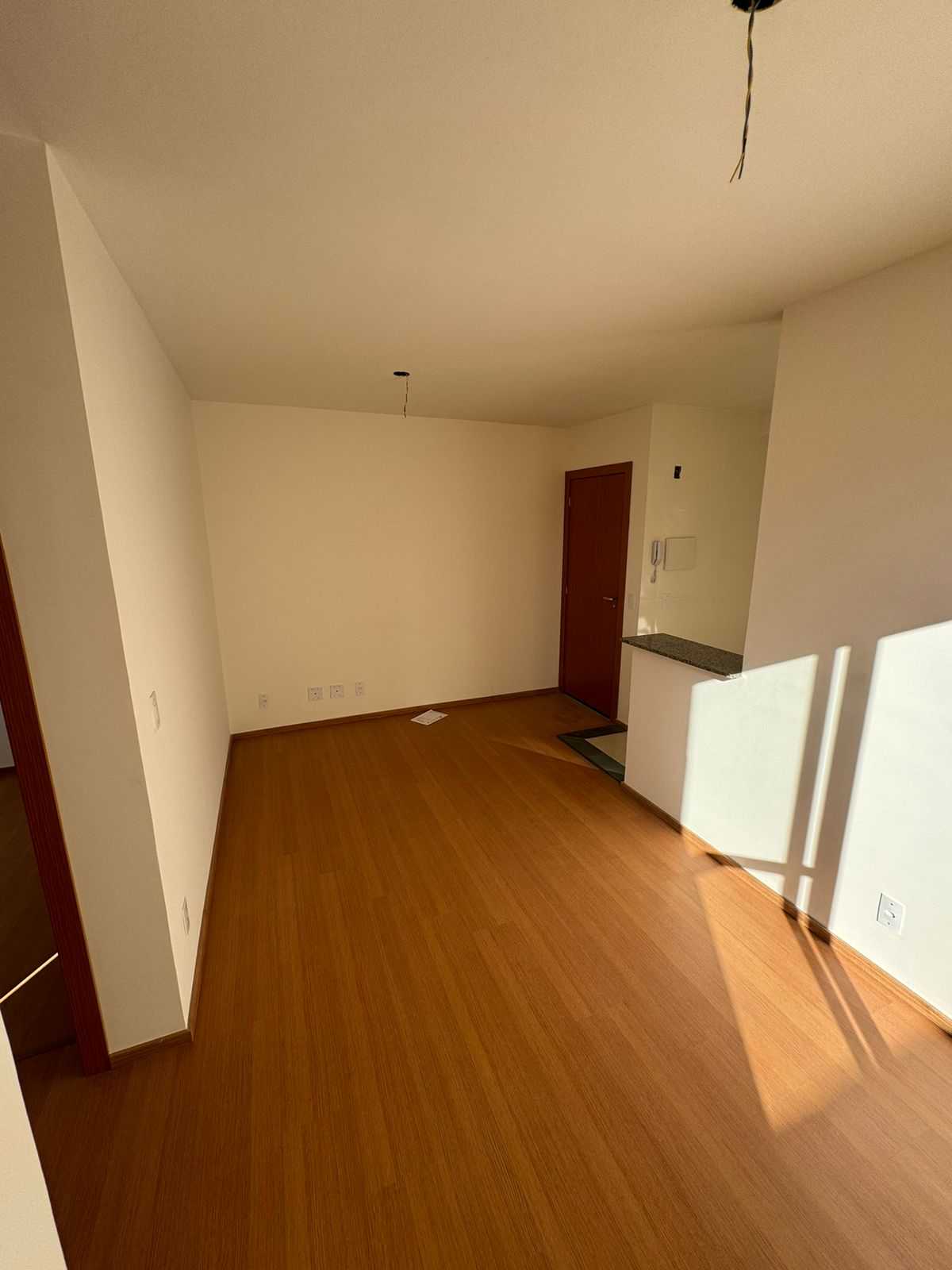 Apartamento à venda com 2 quartos, 65m² - Foto 3