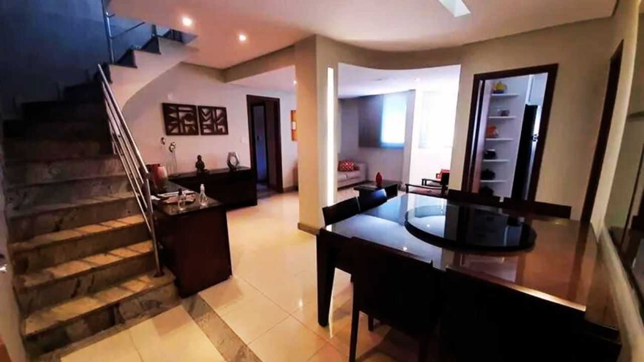 Cobertura à venda com 2 quartos, 180m² - Foto 4