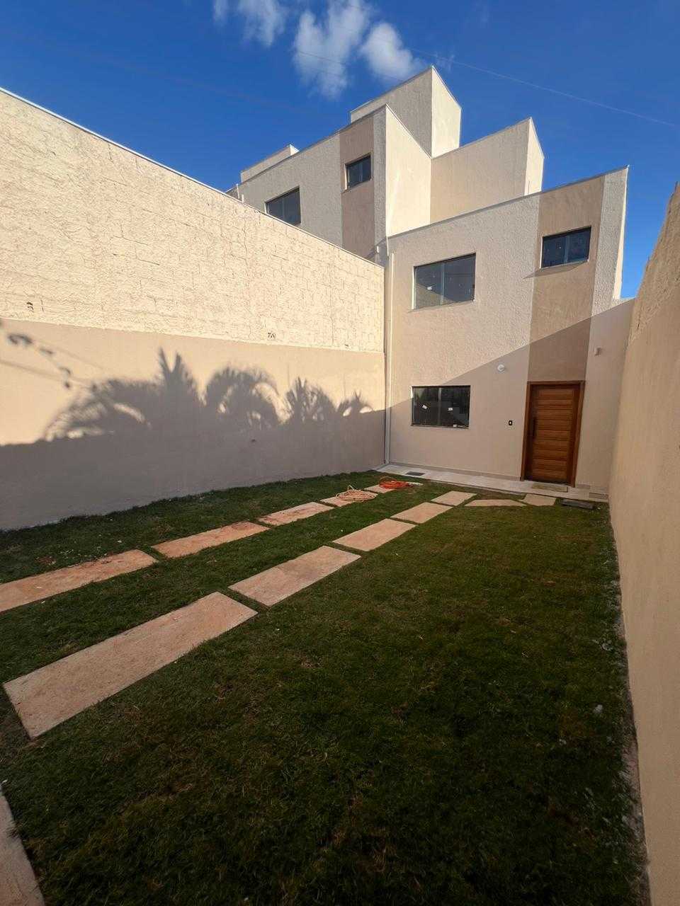 Casa à venda com 3 quartos, 112m² - Foto 4