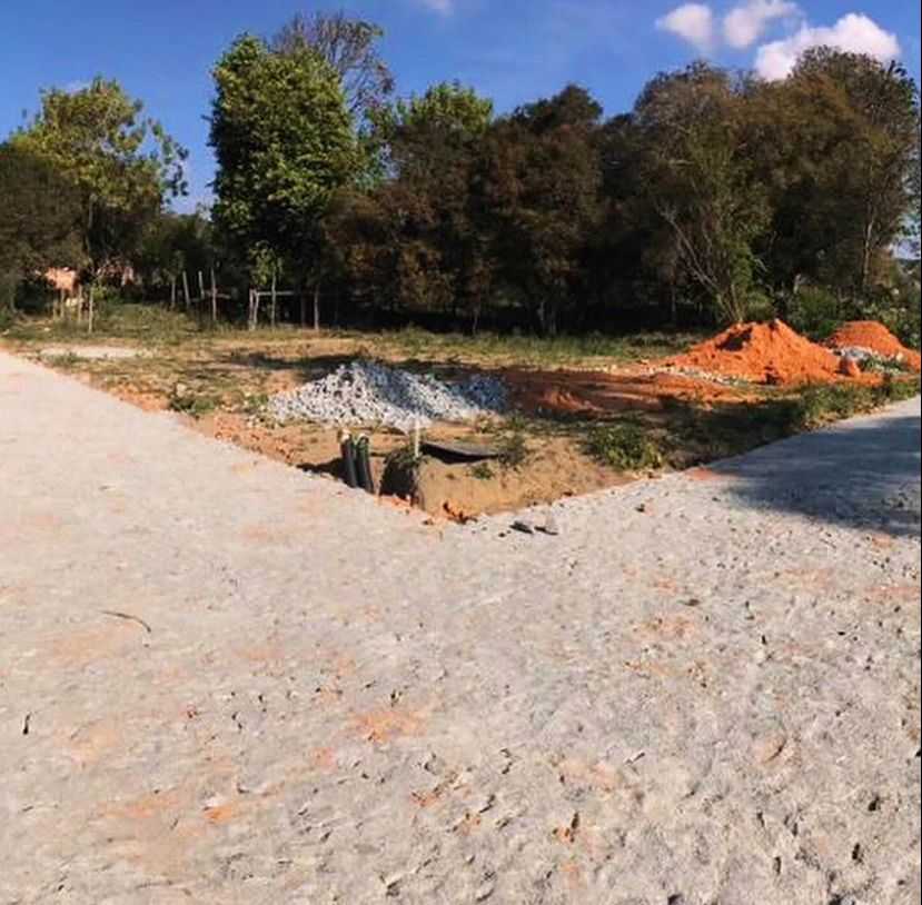 Terreno à venda, 250m² - Foto 1