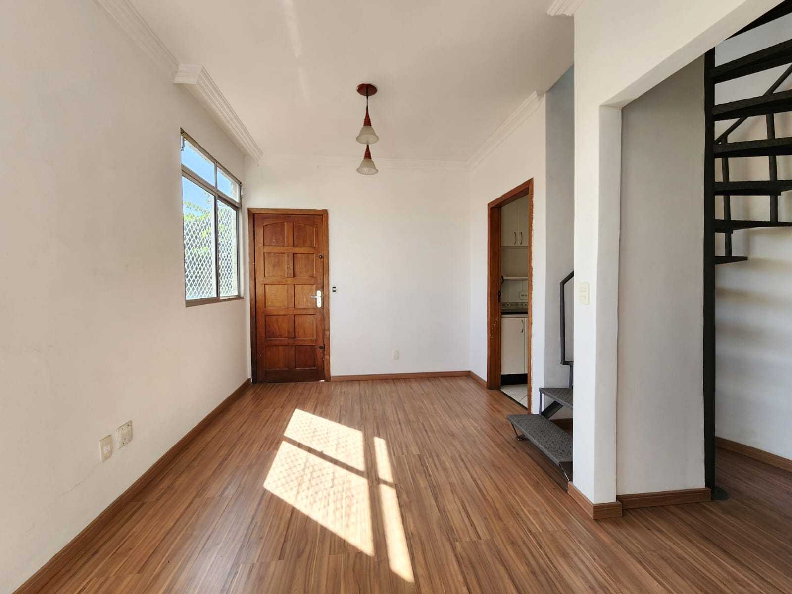 Cobertura à venda com 3 quartos, 150m² - Foto 1