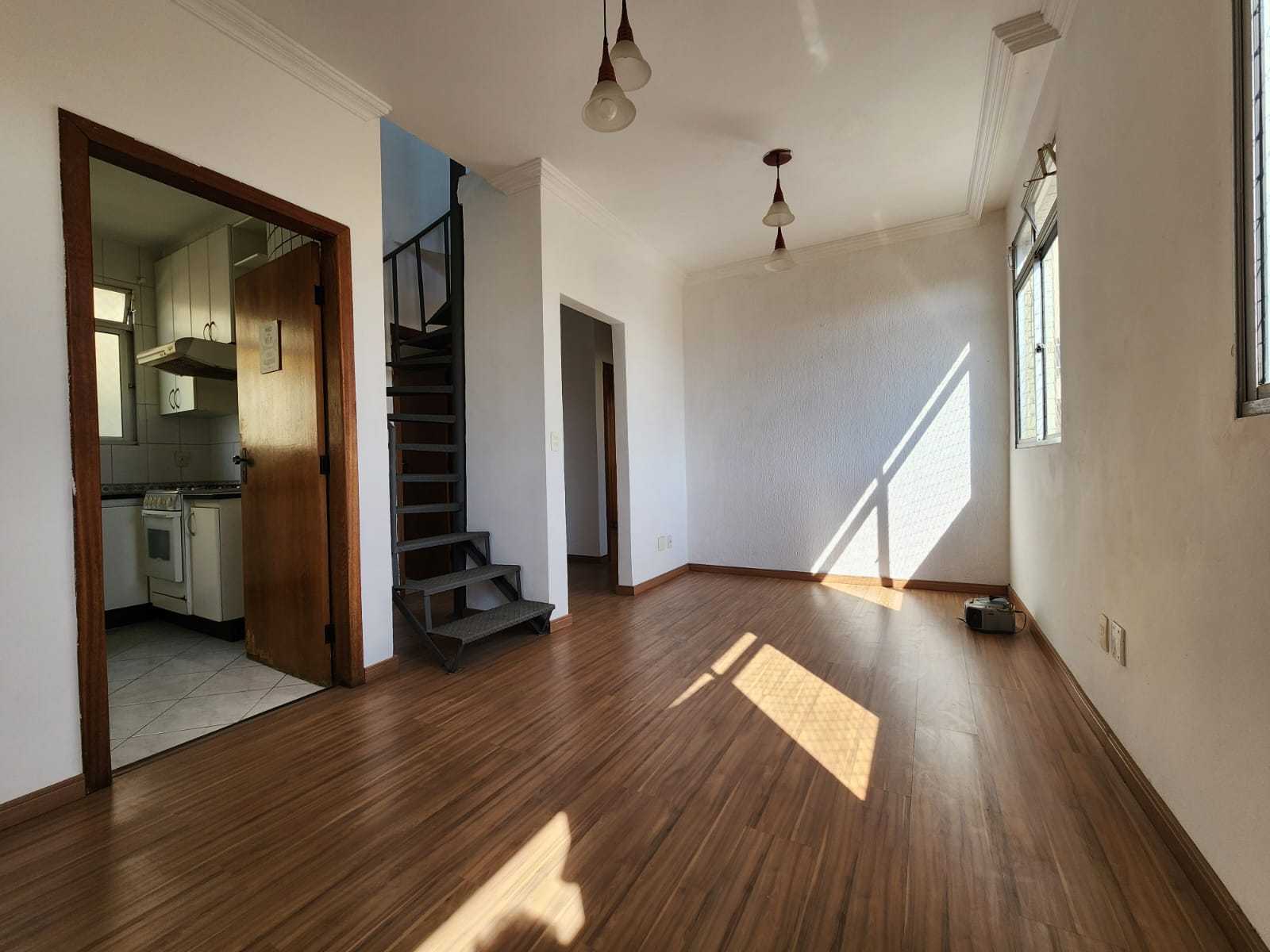 Cobertura à venda com 3 quartos, 150m² - Foto 2