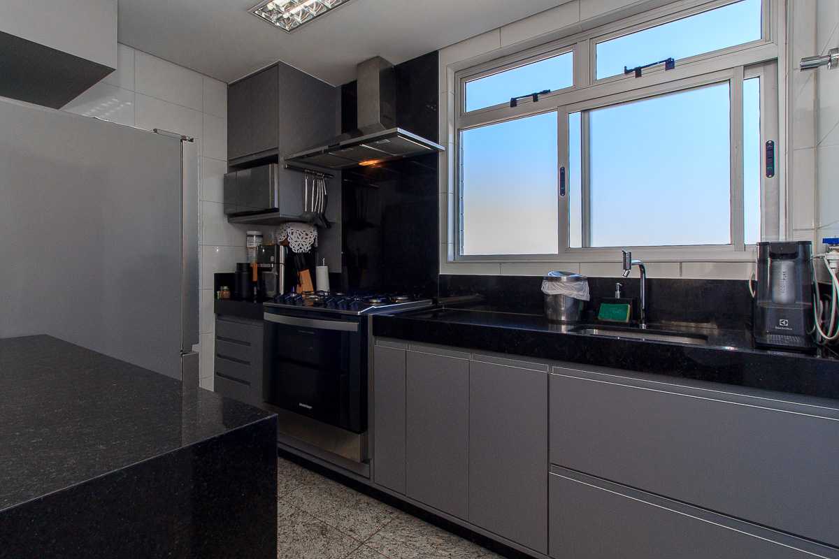 Apartamento à venda com 2 quartos, 60m² - Foto 10