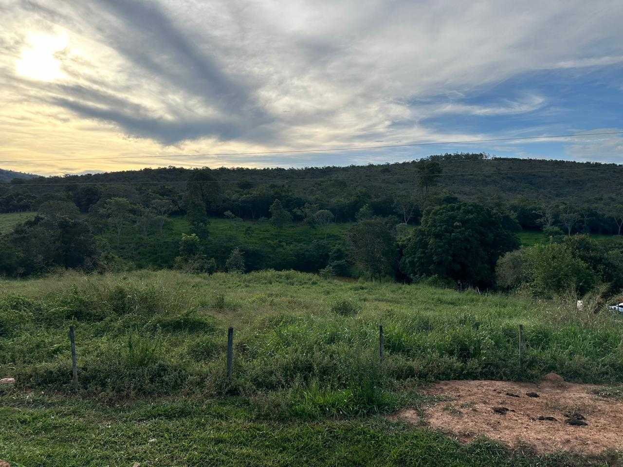 Chácara à venda com 1 quarto, 95000m² - Foto 12