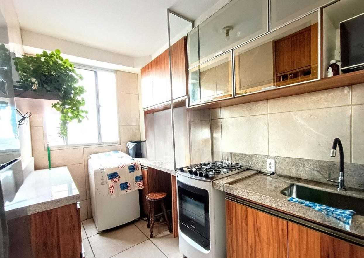 Apartamento à venda com 2 quartos, 50m² - Foto 2