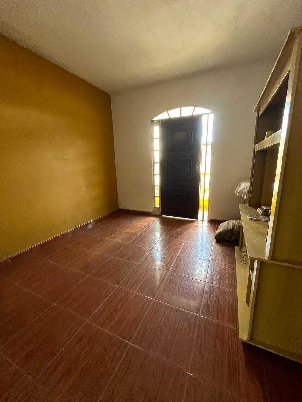 Casa à venda com 5 quartos, 186m² - Foto 3