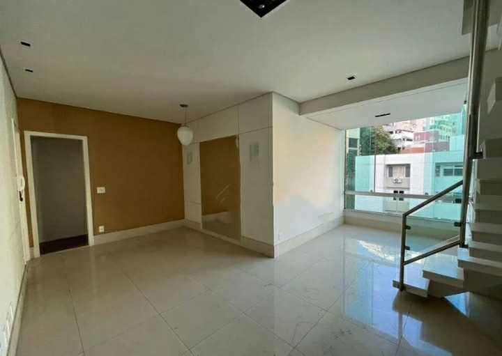 Apartamento à venda com 3 quartos, 140m² - Foto 1