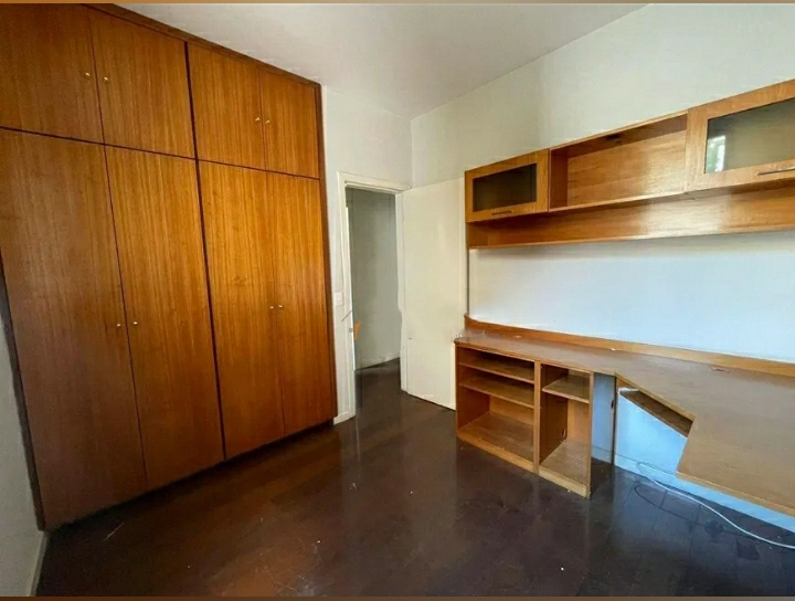 Apartamento à venda com 3 quartos, 140m² - Foto 4