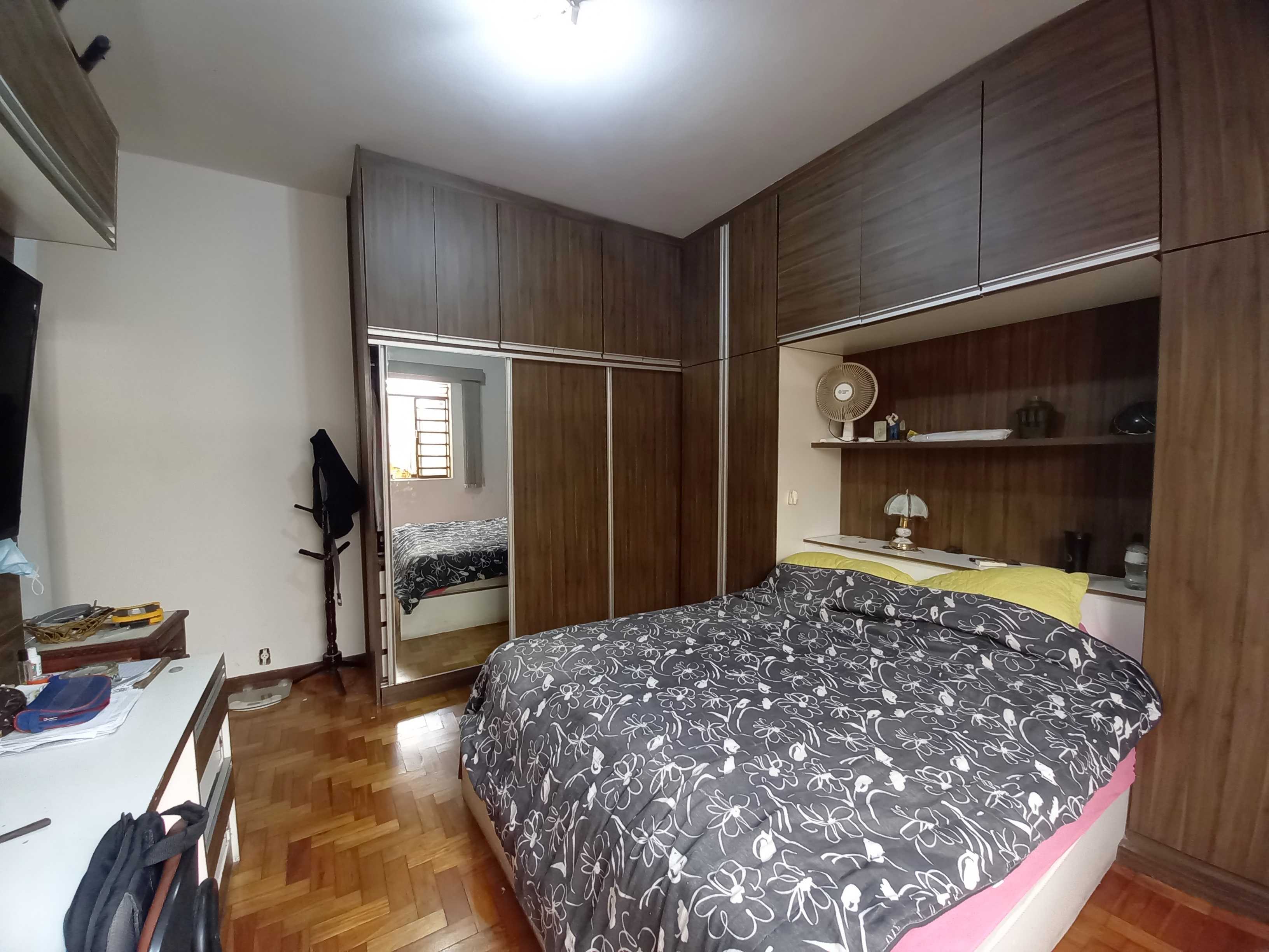 Casa à venda com 4 quartos, 323m² - Foto 14