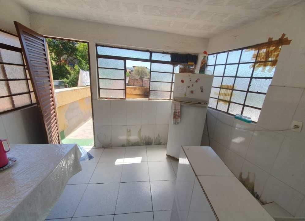 Casa à venda com 3 quartos, 360m² - Foto 6