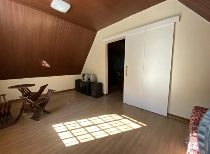 Casa à venda com 4 quartos, 112m² - Foto 12